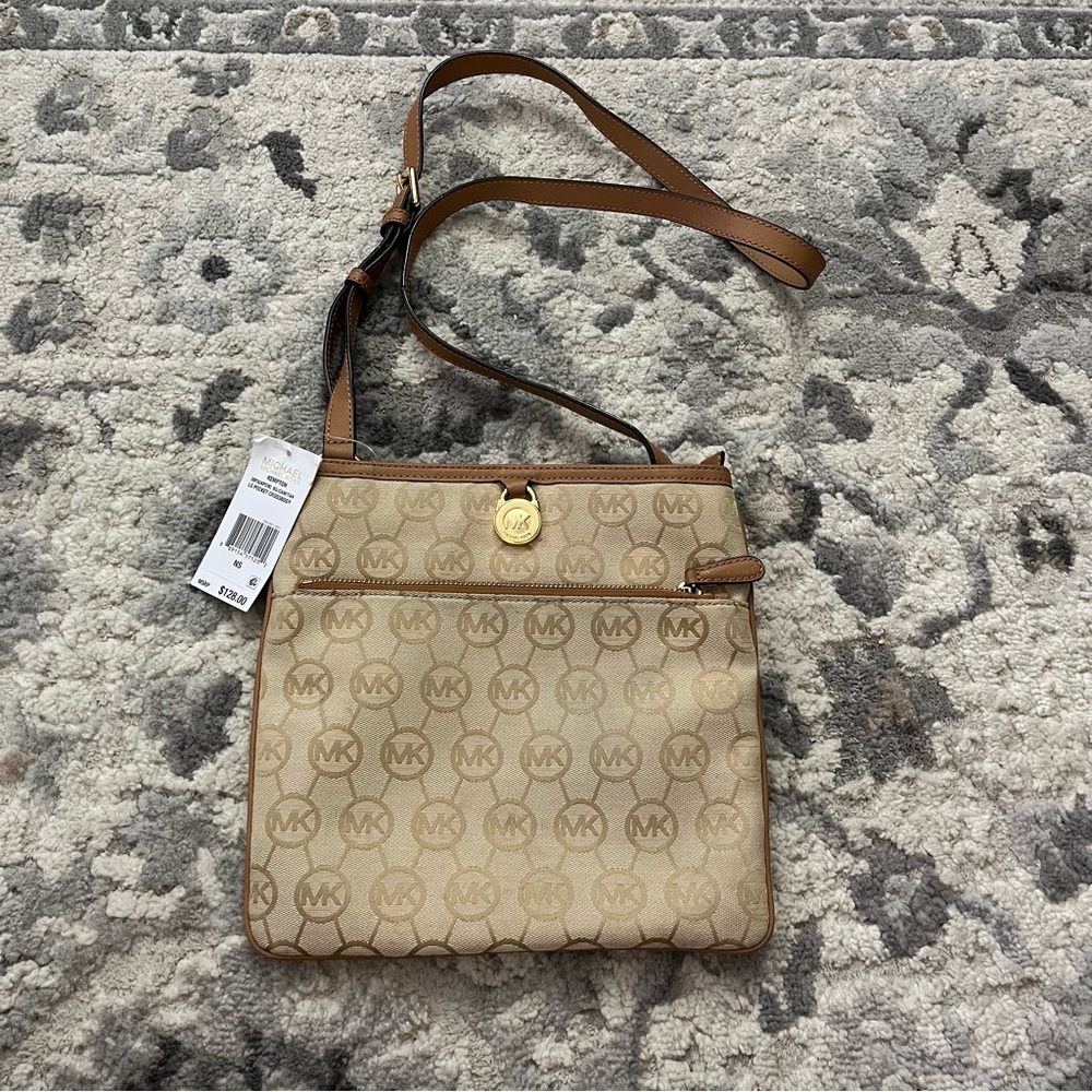 Michael Kors Kempton LG Pocket Signature Canvas & Leather Crossbody Bag